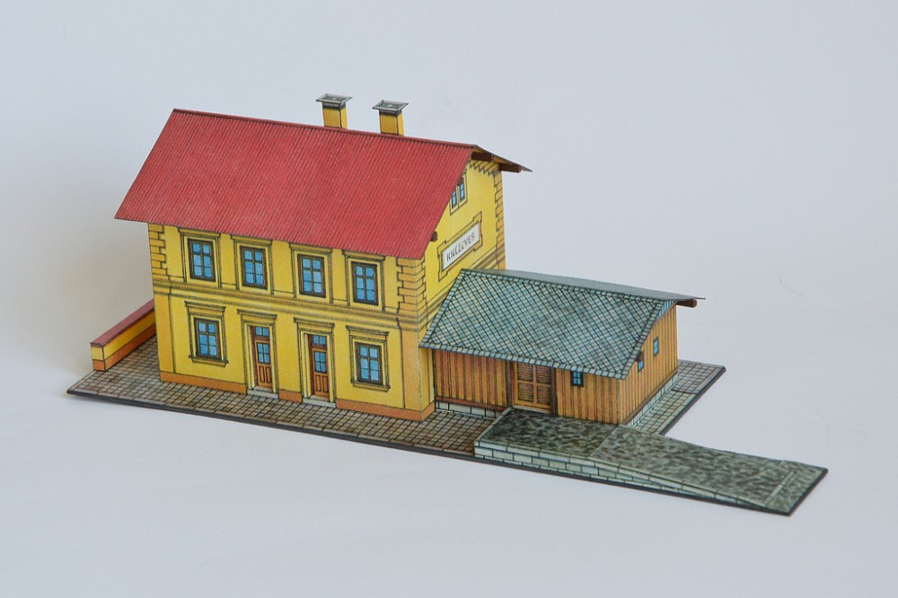 Nádraží do kolejiště (Kněževes) (Plná velikost v novém okně) Nádraží do kolejiště (Kněževes)