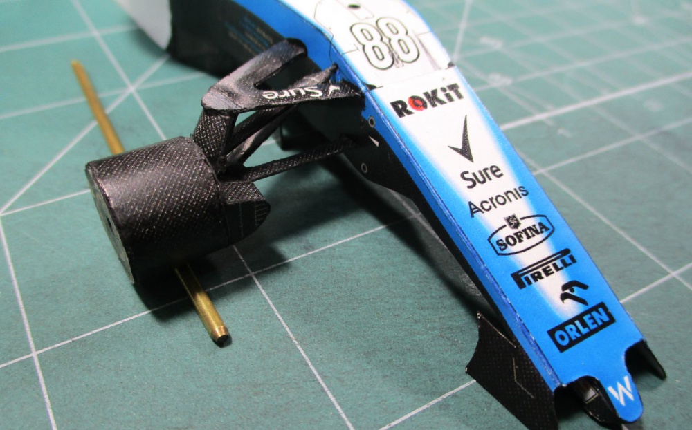 Williams FW42 (Plná velikost v novém okně) Williams FW42