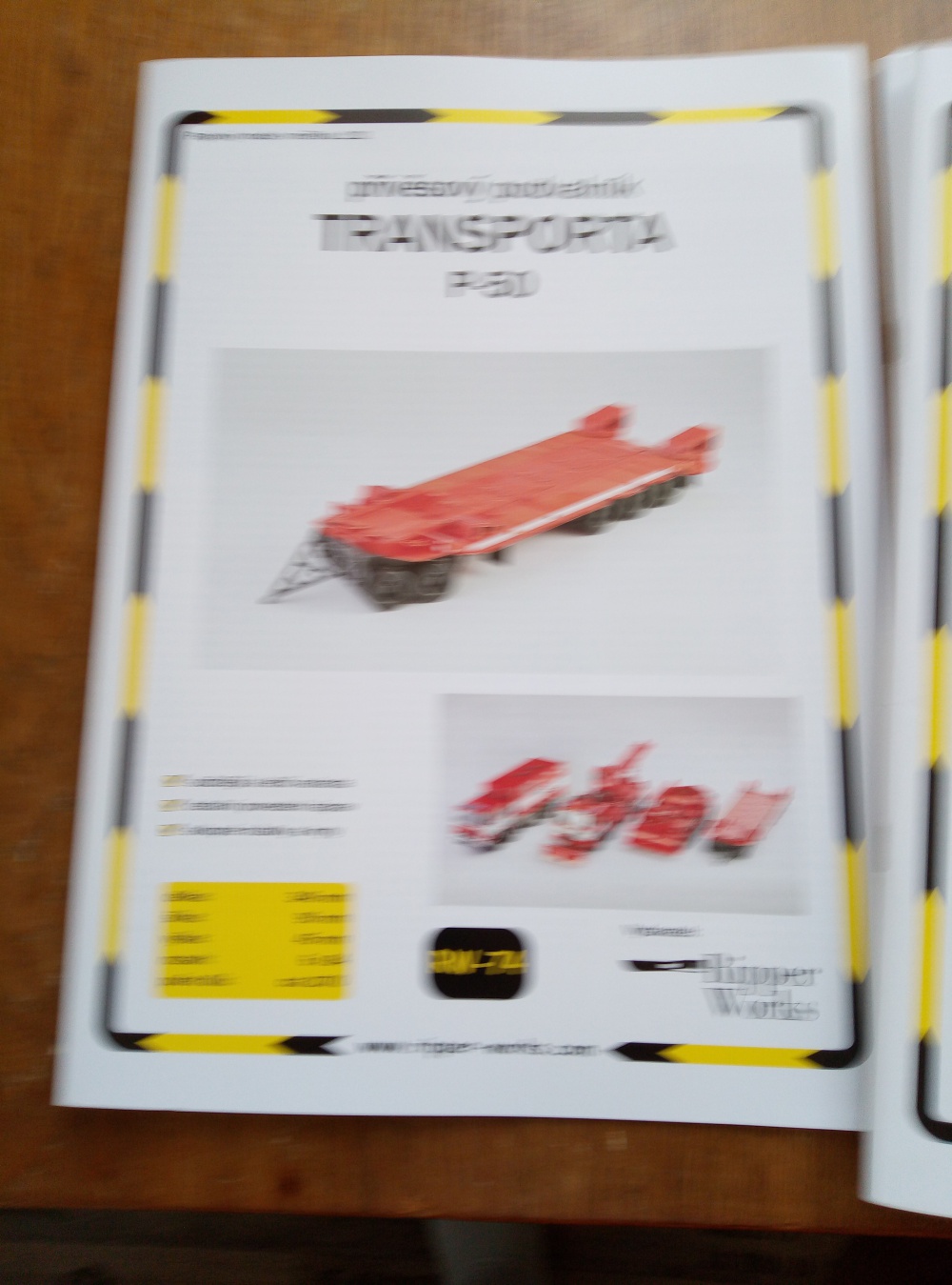 352960