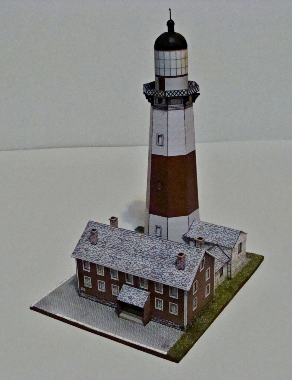 maják Montauk Point (Plná velikost v novém okně) maják Montauk Point