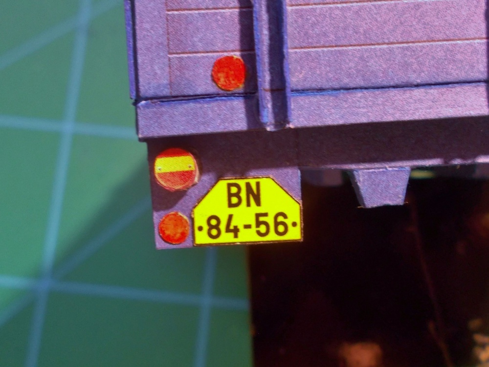 383273