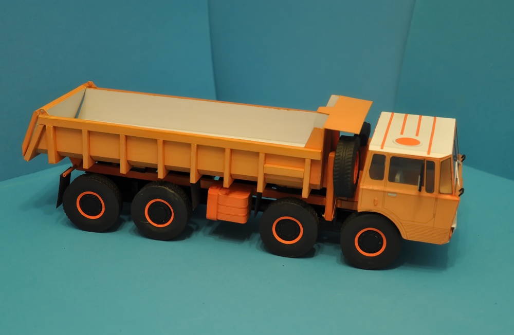 TATRA 813 8x8 S1 / Drtikol (Plná velikost v novém okně) TATRA 813 8x8 S1 / Drtikol