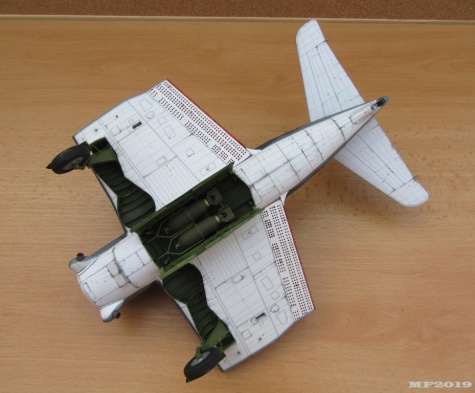Curtis SB2C-4 Helldiver