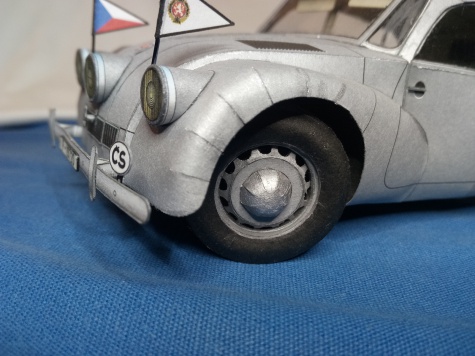 Tatra 87