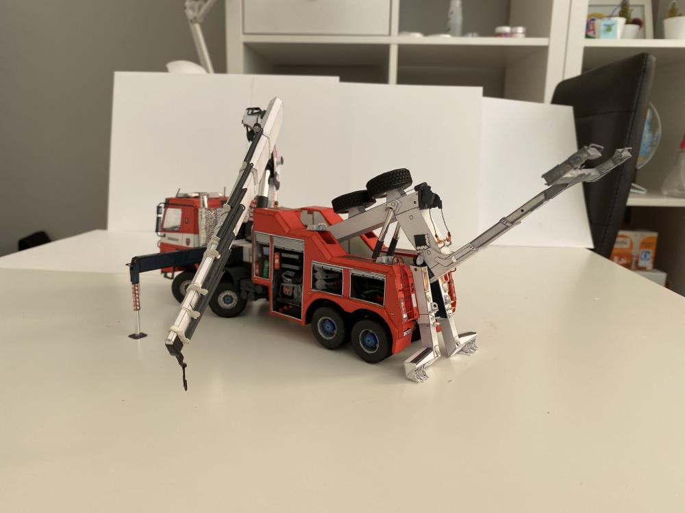 355028