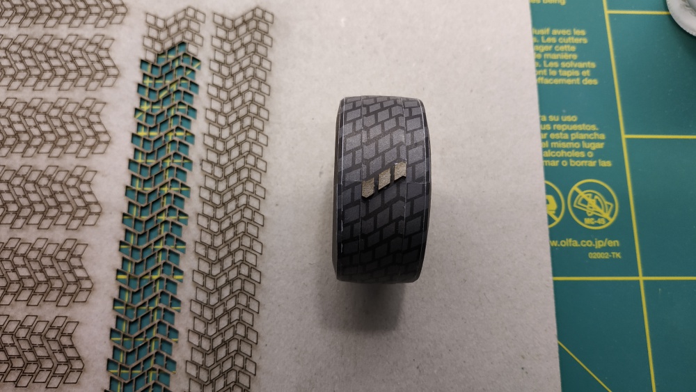 392947