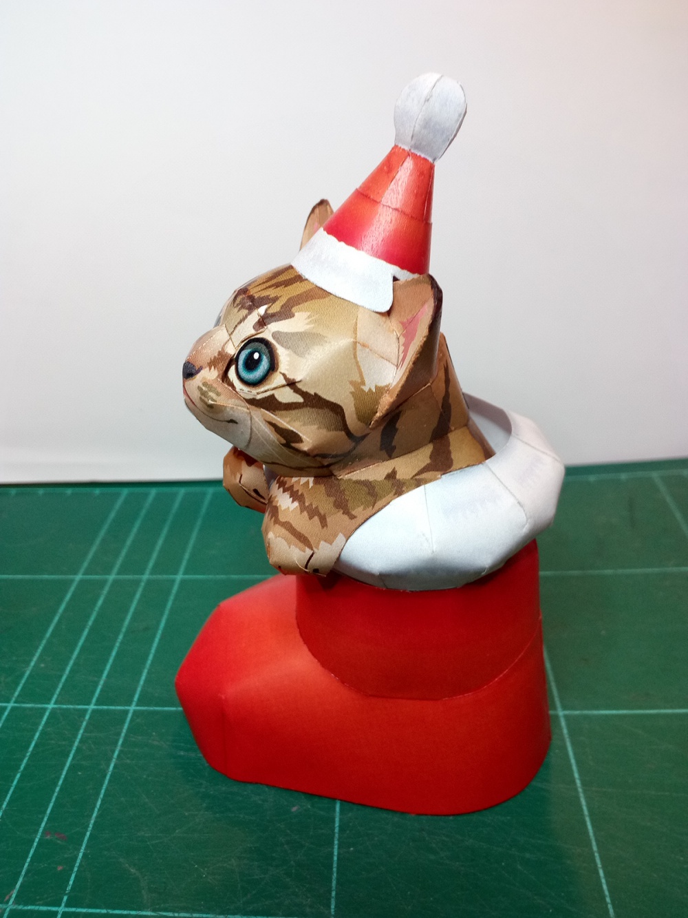 Vánoční kočička (Plnďż˝ velikost v novďż˝m oknďż˝) Vánoční kočička