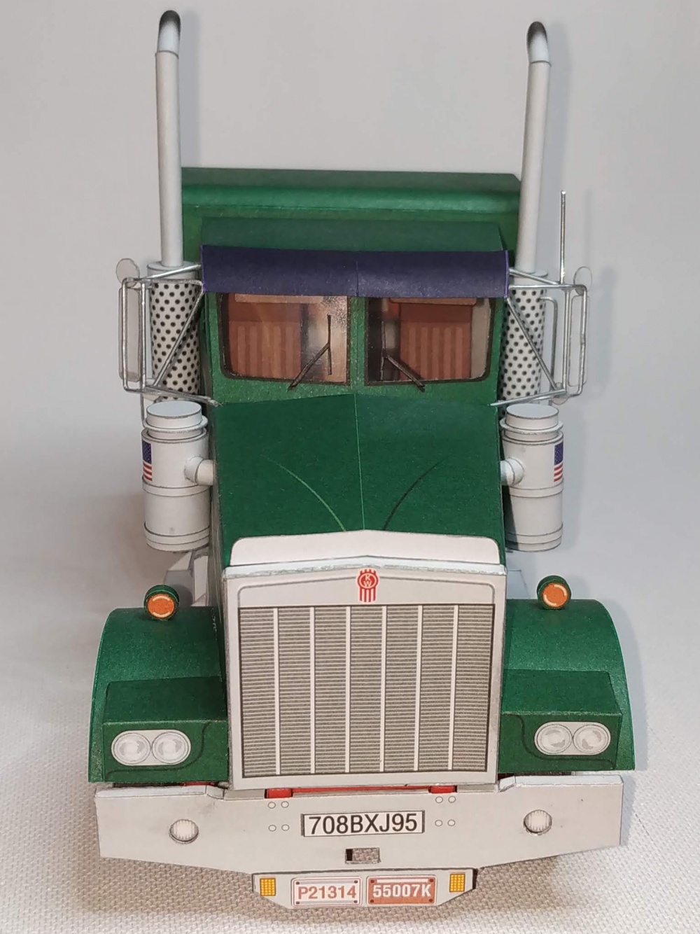 Kenworth W900 (Plná velikost v novém okně) Kenworth W900