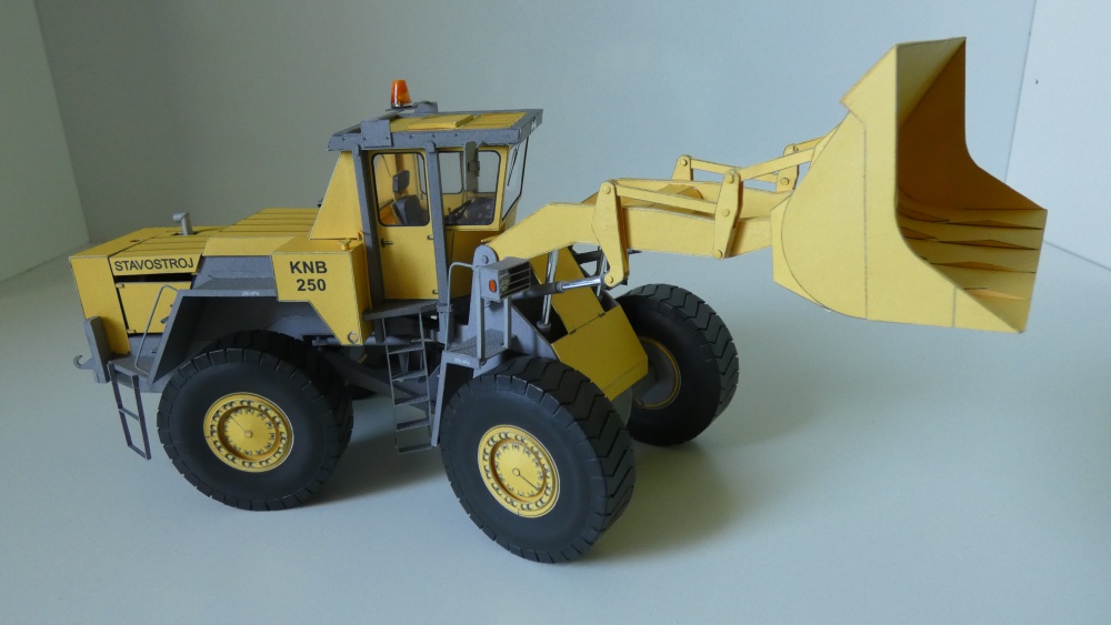 Nakladač Stavostroj KNB-250 (Plná velikost v novém okně) Nakladač Stavostroj KNB-250