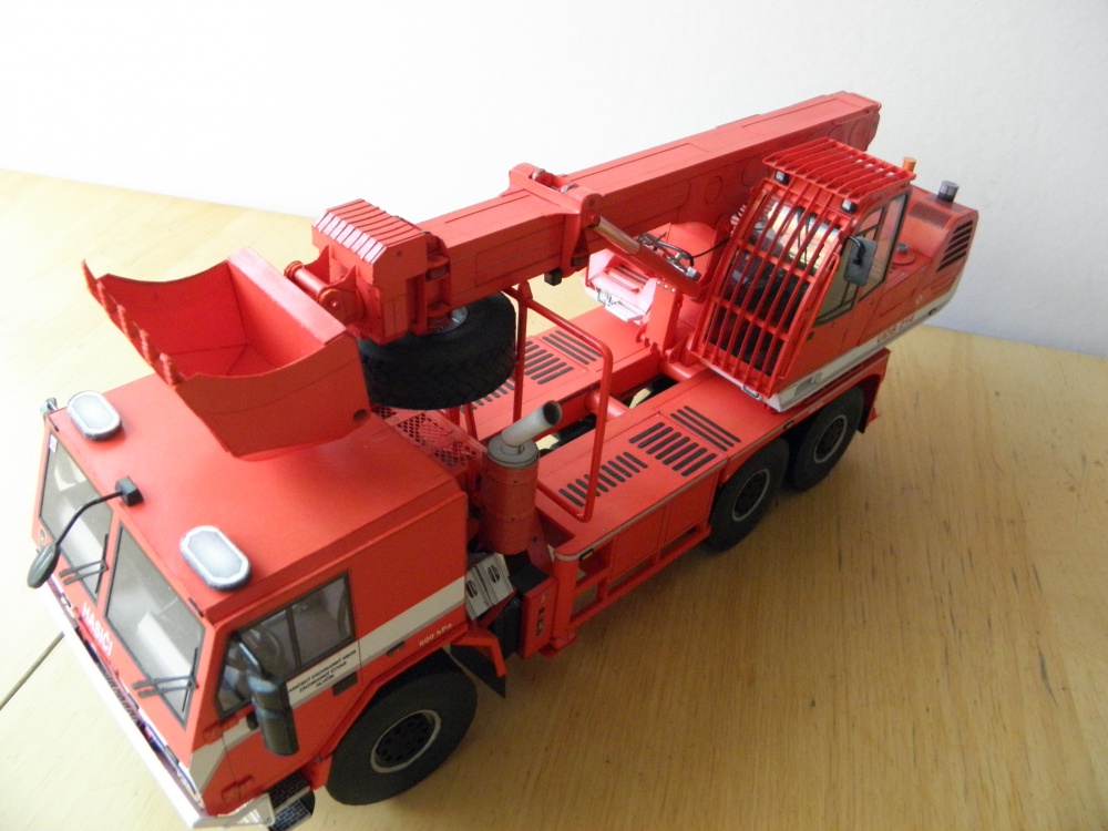 367181