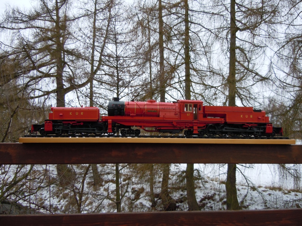 392201