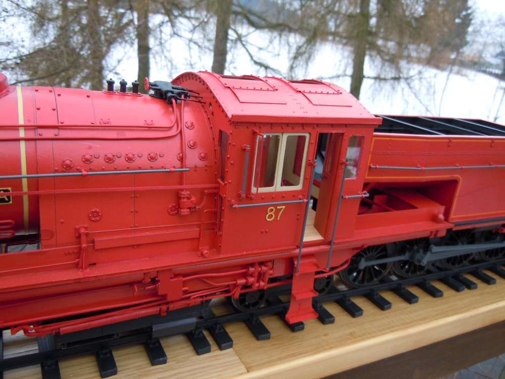 392207