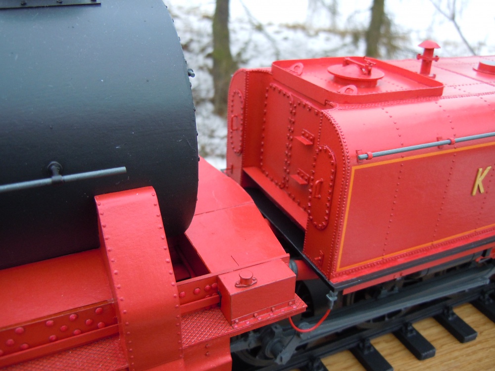 392229