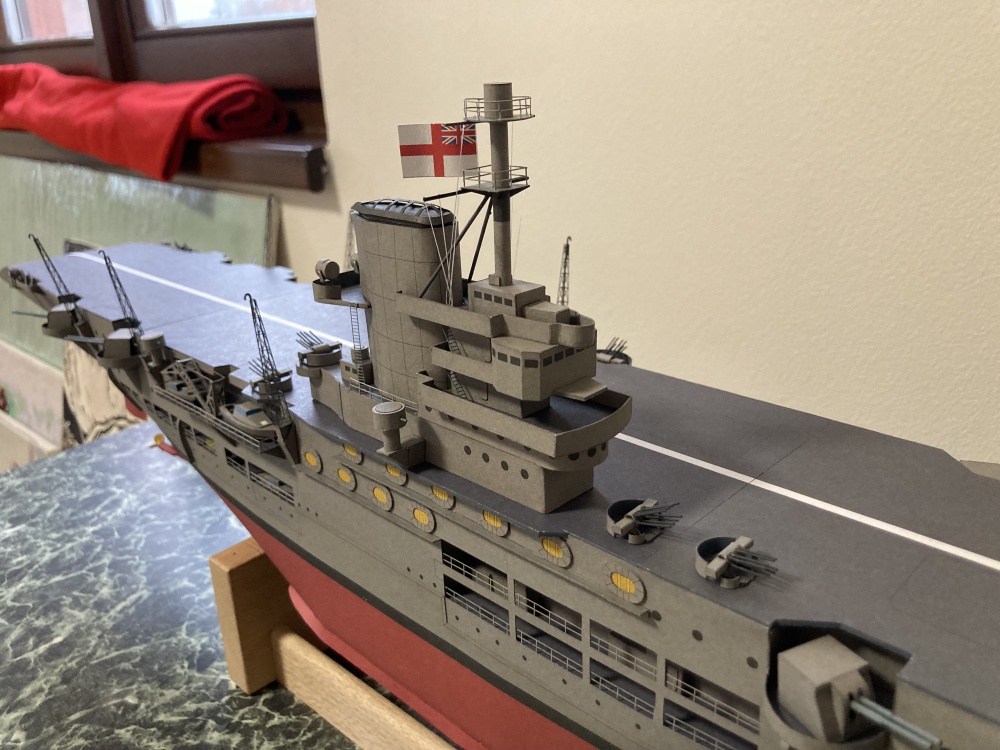 Ark Royal (Plná velikost v novém okně) Ark Royal