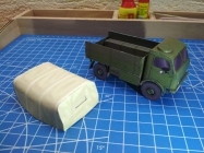 T 805