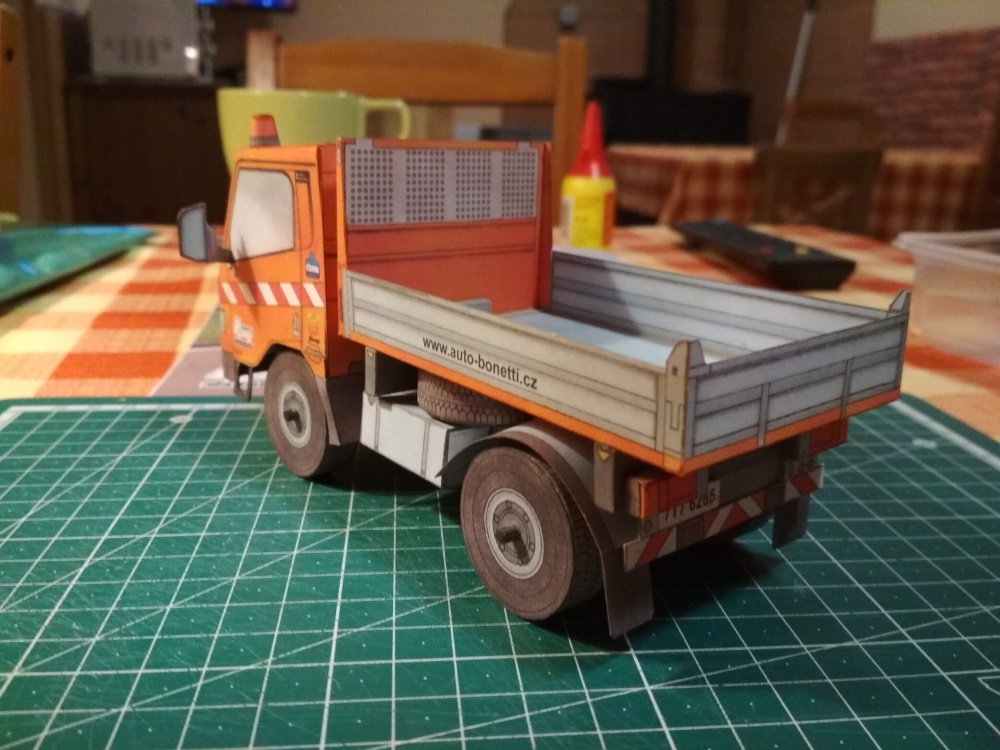 358506