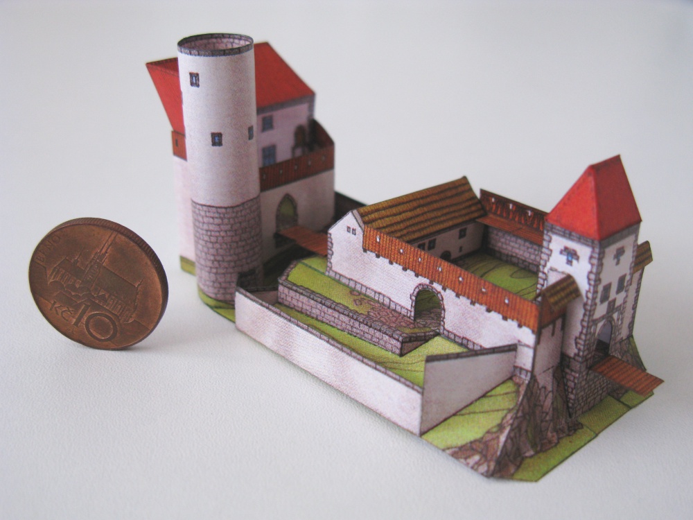 hrad Skuhrov nad Bělou (Plná velikost v novém okně) hrad Skuhrov nad Bělou