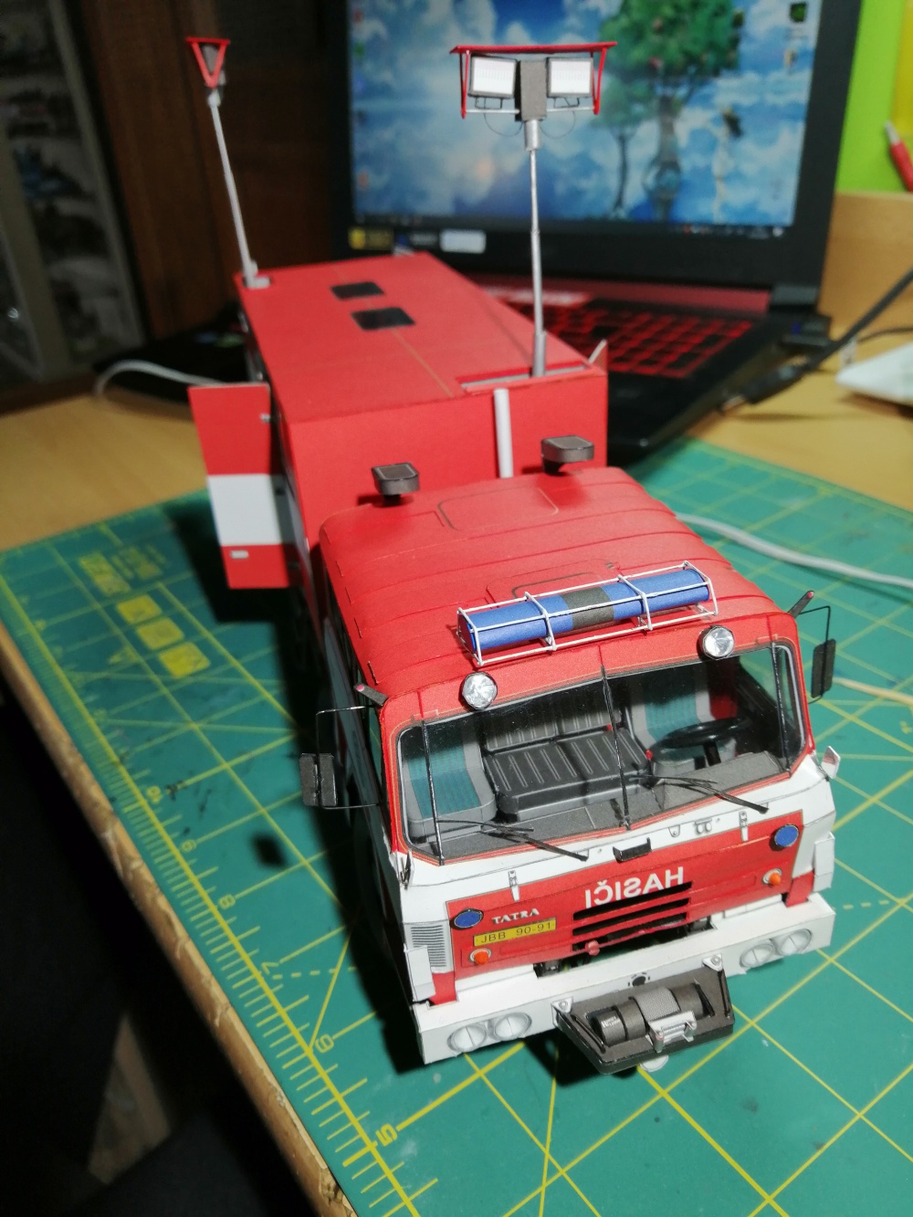 363070