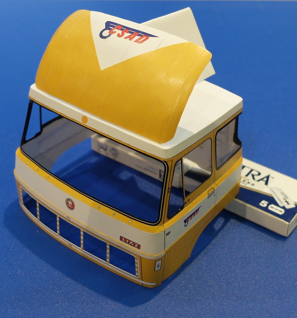 360252