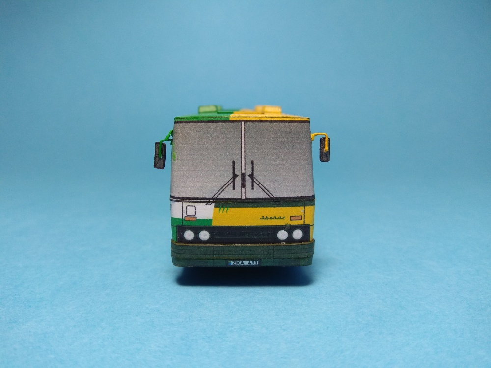 Ikarus 250.59 - KAUTRA Litevská dopravní společnost (Plná velikost v novém okně) Ikarus 250.59 - KAUTRA Litevská dopravní společnost