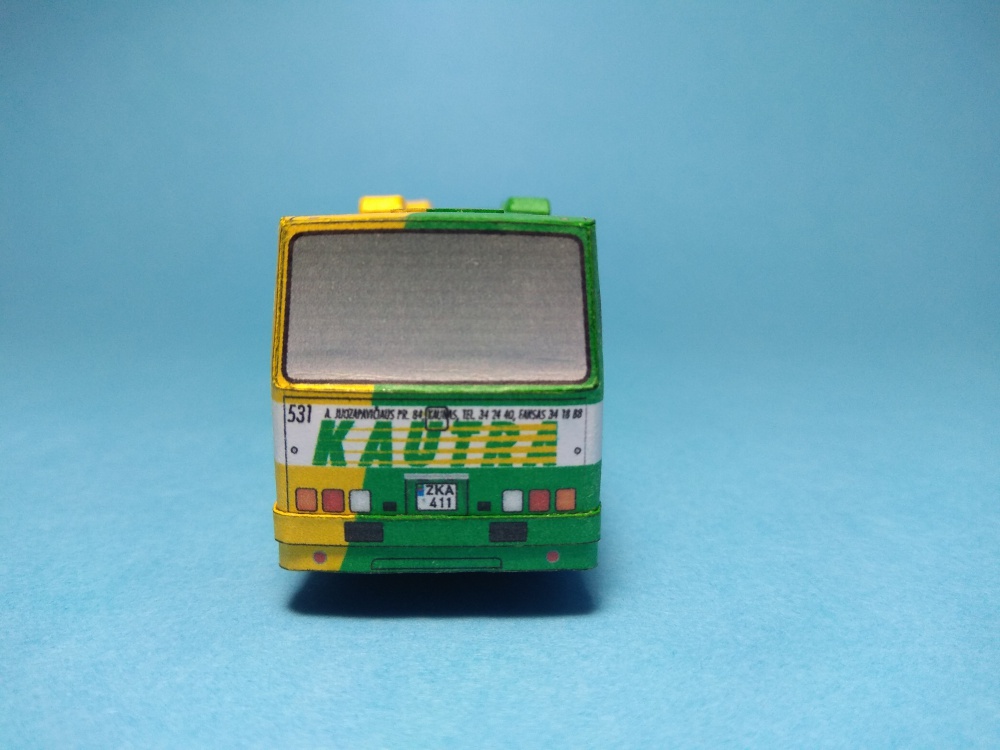 Ikarus 250.59 - KAUTRA Litevská dopravní společnost (Plnďż˝ velikost v novďż˝m oknďż˝) Ikarus 250.59 - KAUTRA Litevská dopravní společnost