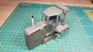 vojensk� dozer Caterpillar D5N XL