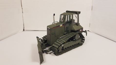 vojenský dozer Caterpillar D5N XL vojenský dozer Caterpillar D5N XL