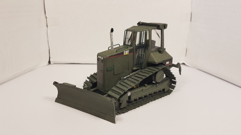 vojenský dozer Caterpillar D5N XL vojenský dozer Caterpillar D5N XL