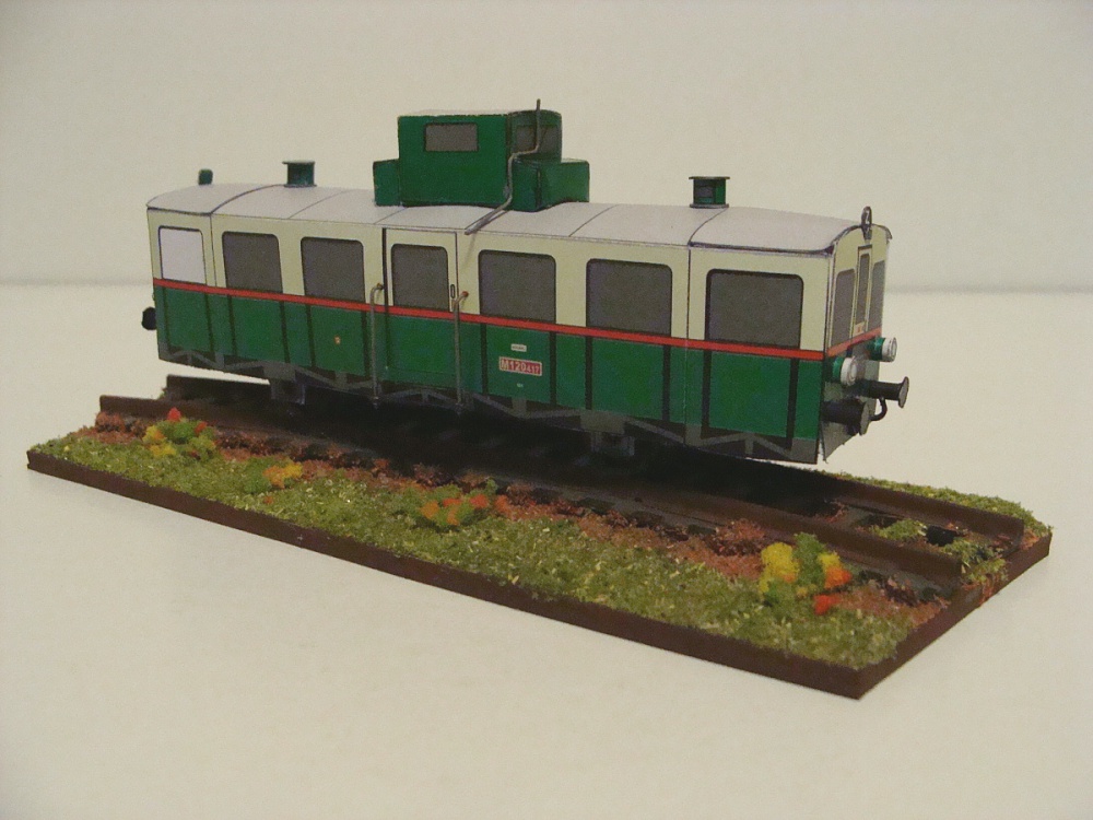 390984