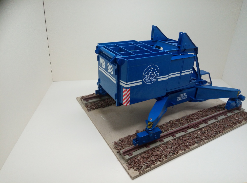 381375
