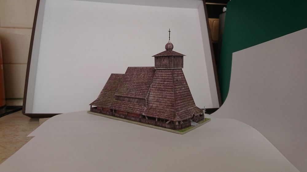 Dřevěný Kostel Božího Těla, Guty (Plná velikost v novém okně) Dřevěný Kostel Božího Těla, Guty
