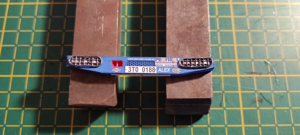 380862