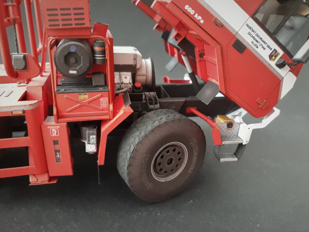 379672