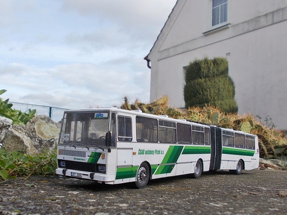 374013