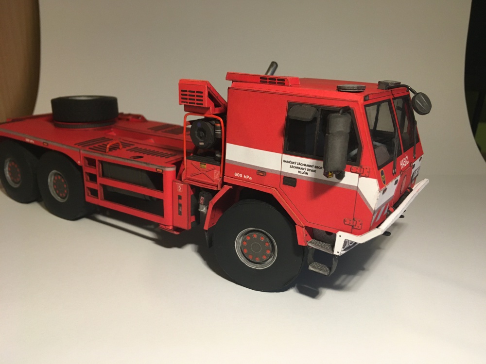Tatra 815-7 6x6 UDS 214 (Plná velikost v novém okně) Tatra 815-7 6x6 UDS 214