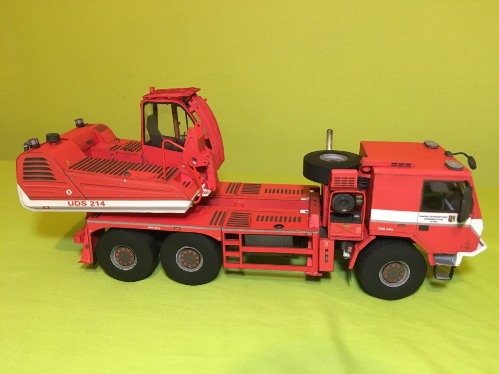 Tatra 815-7 6x6 UDS 214 (Plná velikost v novém okně) Tatra 815-7 6x6 UDS 214