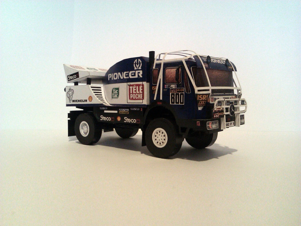 Mercedes - Benz 1936AK Dakar 1986 (Plná velikost v novém okně) Mercedes - Benz 1936AK Dakar 1986