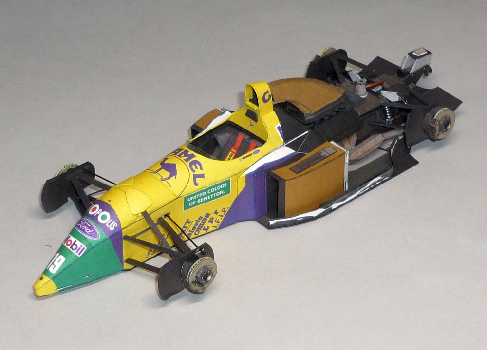 Benetton B190B - Roberto Moreno - GP USA 1991 (Plná velikost v novém okně) Benetton B190B - Roberto Moreno - GP USA 1991