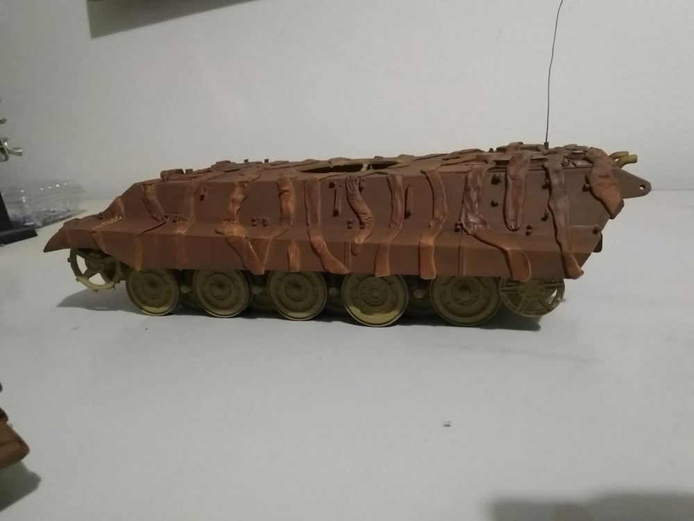 PzKpfw VI Tiger II Ausf.B (KingTiger) (Plná velikost v novém okně) PzKpfw VI Tiger II Ausf.B (KingTiger)