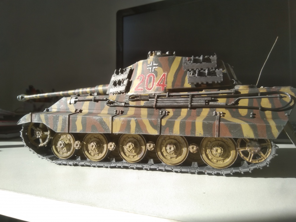 PzKpfw VI Tiger II Ausf.B (KingTiger) (Plná velikost v novém okně) PzKpfw VI Tiger II Ausf.B (KingTiger)