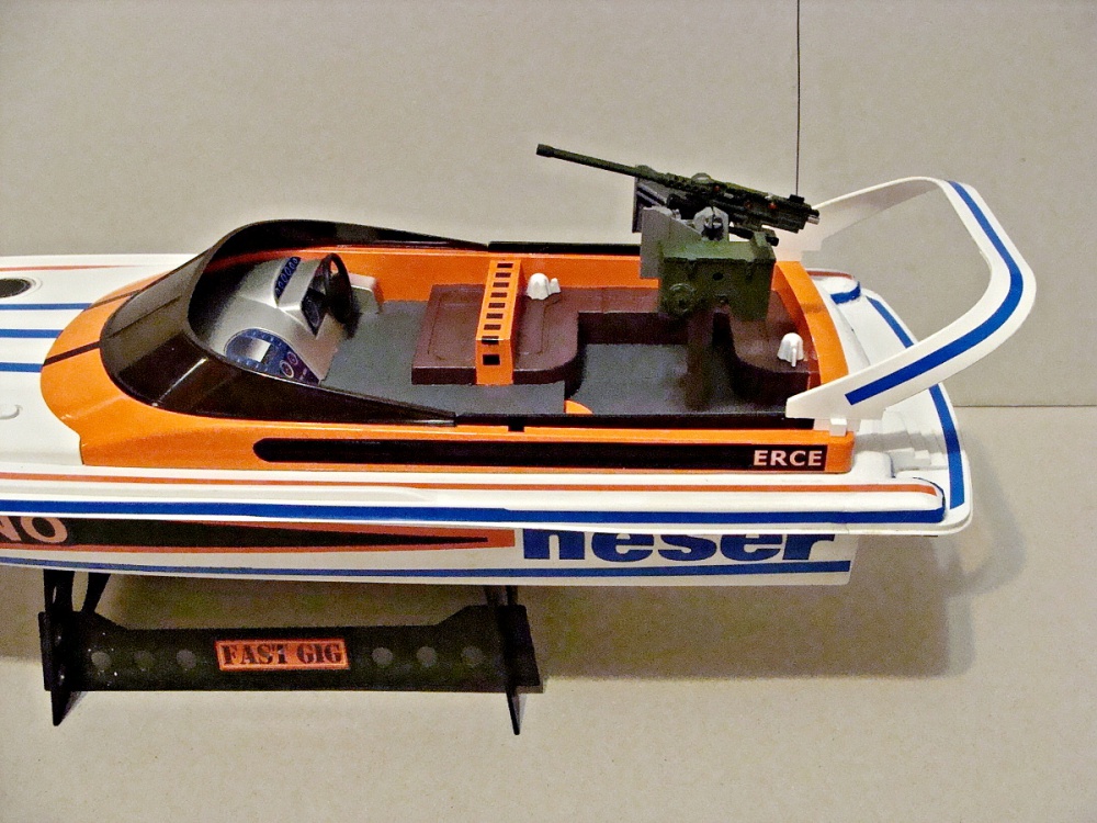 389932