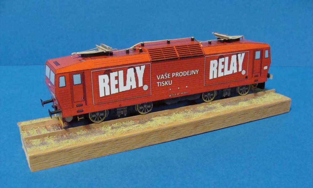 410893