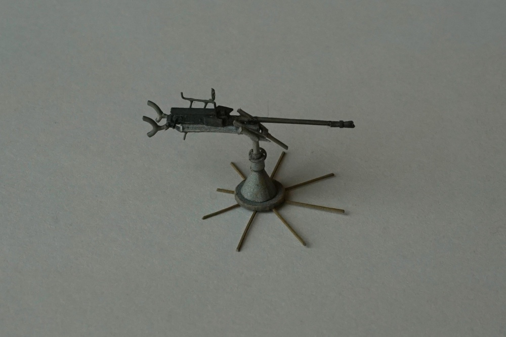 370630