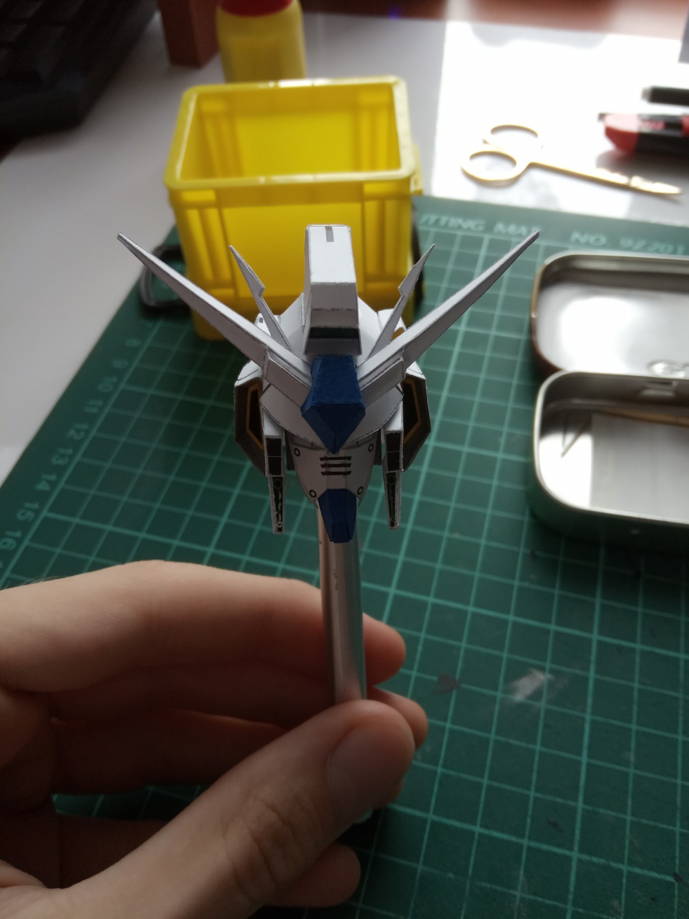 RX-93-V2 Gundam (Plná velikost v novém okně) RX-93-V2 Gundam