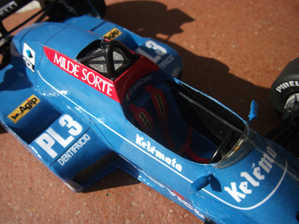 Osella FA1F - Alfa Romeo, Piercarlo Ghinzani, GP Dallas 1984 (Plná velikost v novém okně) Osella FA1F - Alfa Romeo, Piercarlo Ghinzani, GP Dallas 1984