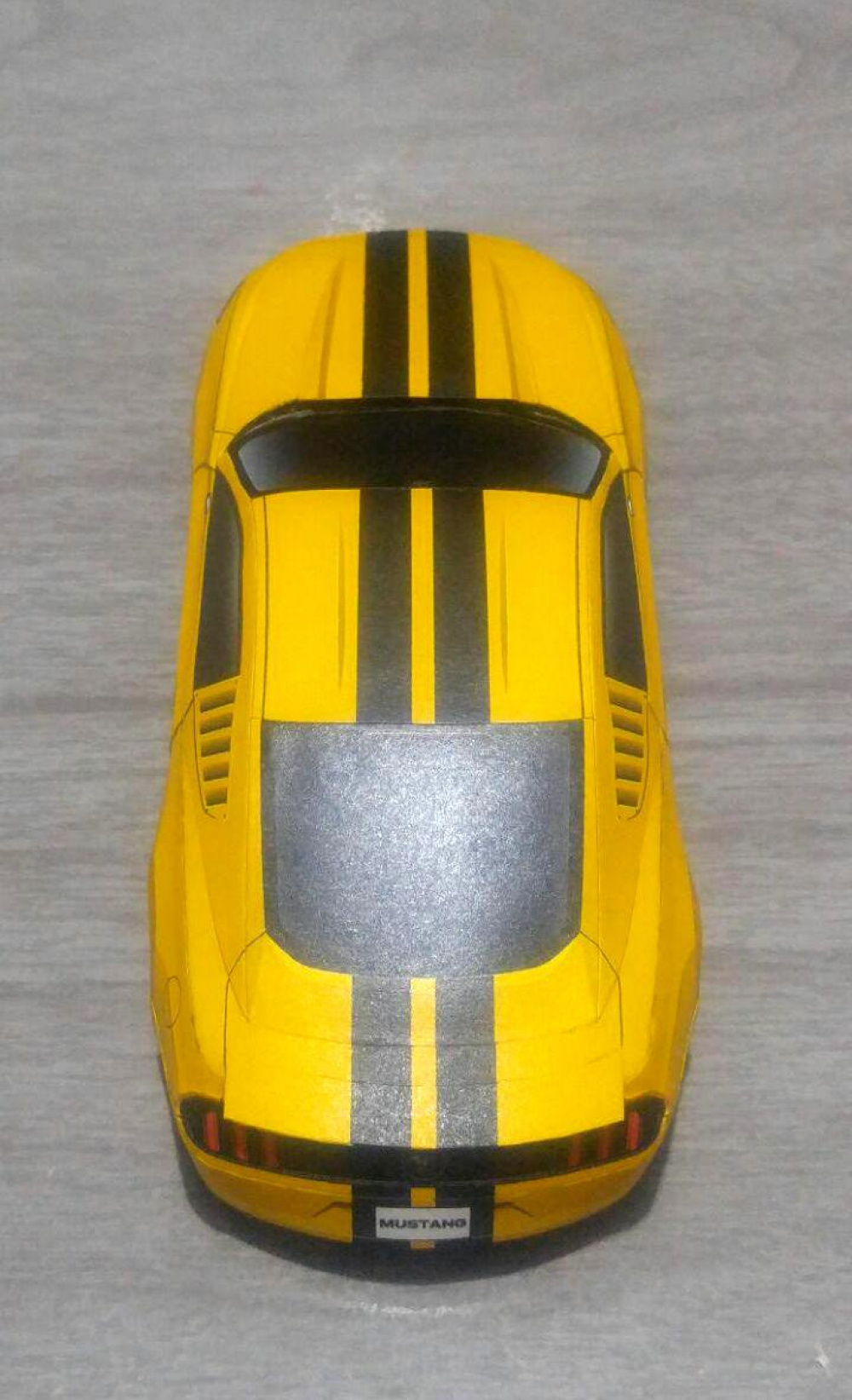 Ford Mustang 2015 (Plná velikost v novém okně) Ford Mustang 2015