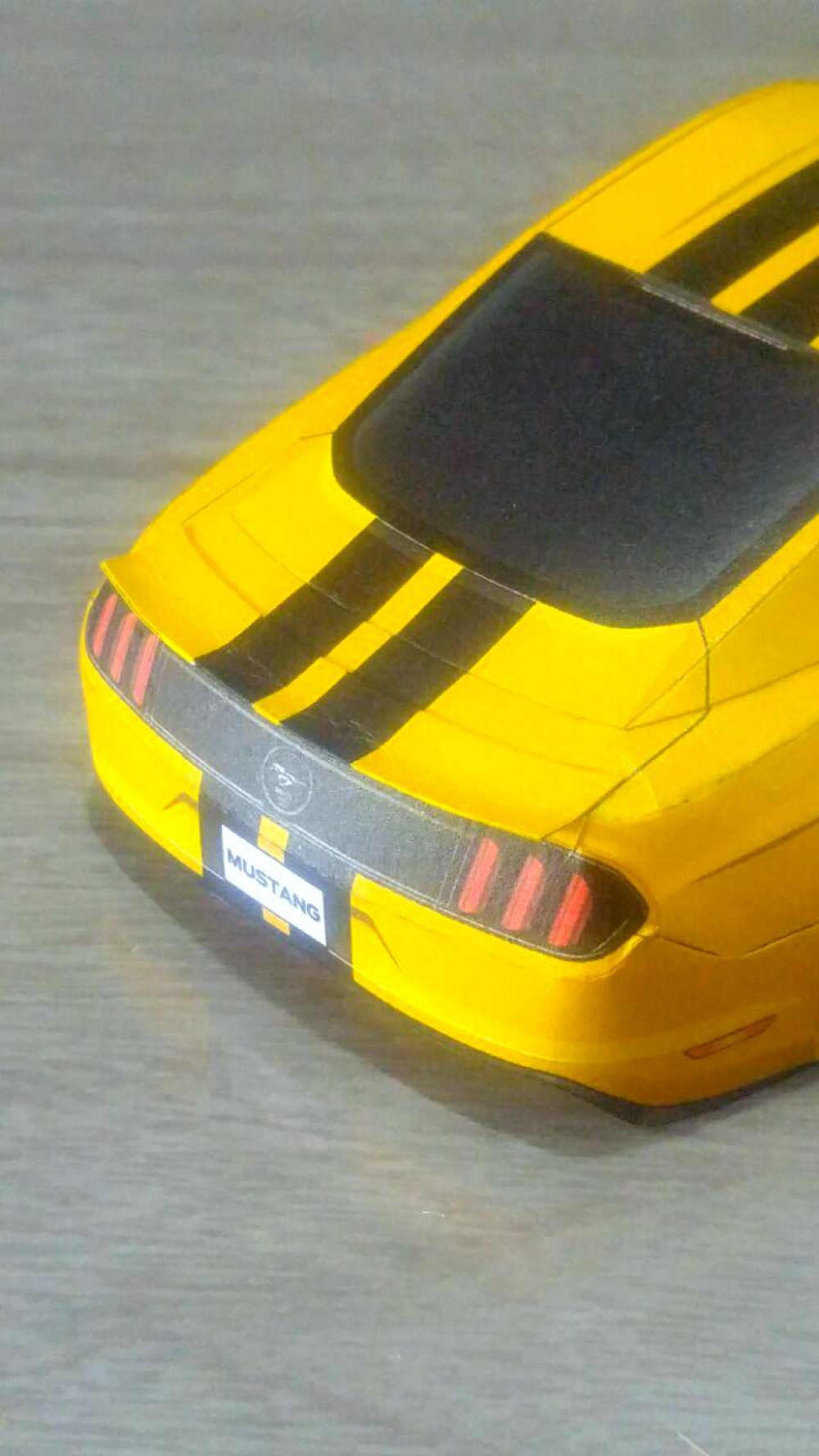 Ford Mustang 2015 (Plná velikost v novém okně) Ford Mustang 2015