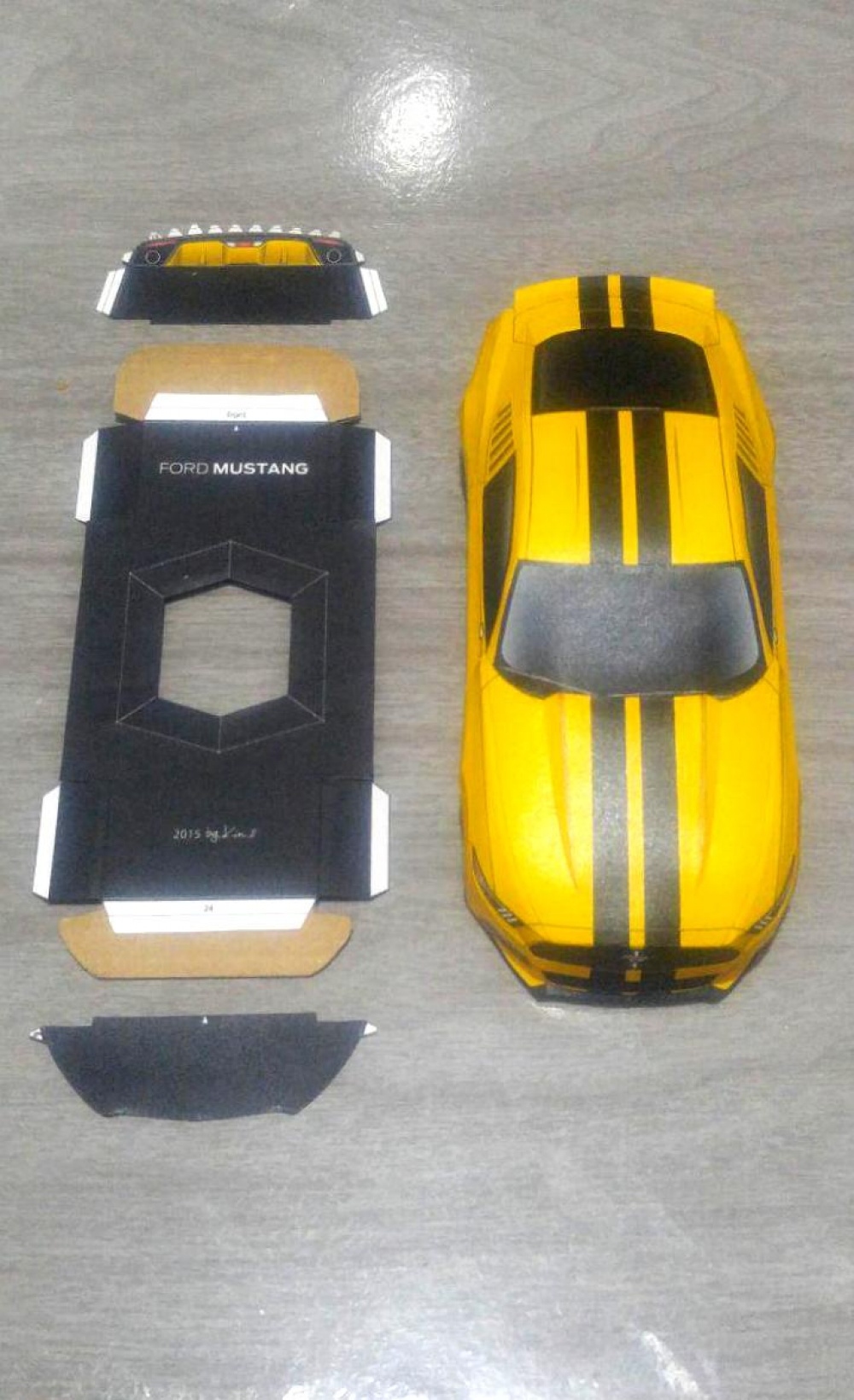 Ford Mustang 2015 (Plná velikost v novém okně) Ford Mustang 2015