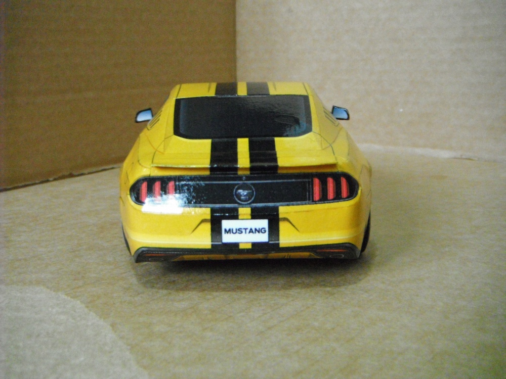 Ford Mustang 2015 (Plná velikost v novém okně) Ford Mustang 2015