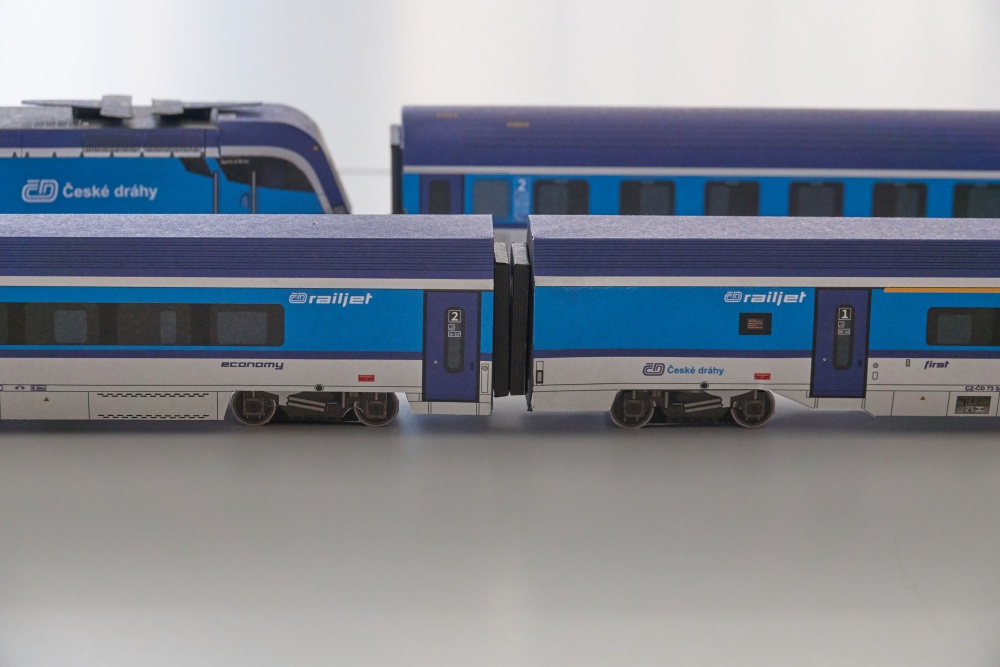 Rychlíkové vlaky - Betexa 1:87 (Plná velikost v novém okně) Rychlíkové vlaky - Betexa 1:87